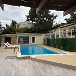 Avec Piscine A Super Cannes Villa
