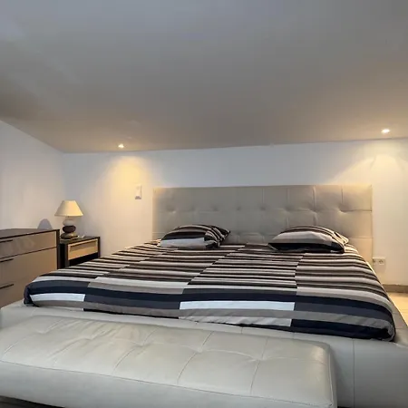 Villa Avec Piscine A Super Cannes