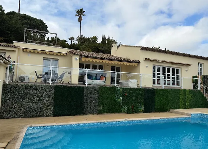 فيلة Avec Piscine A Super Cannes فالوريس