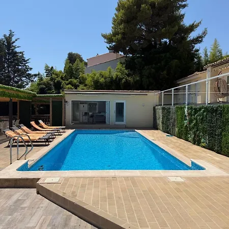 Avec Piscine A Super Cannes Villa